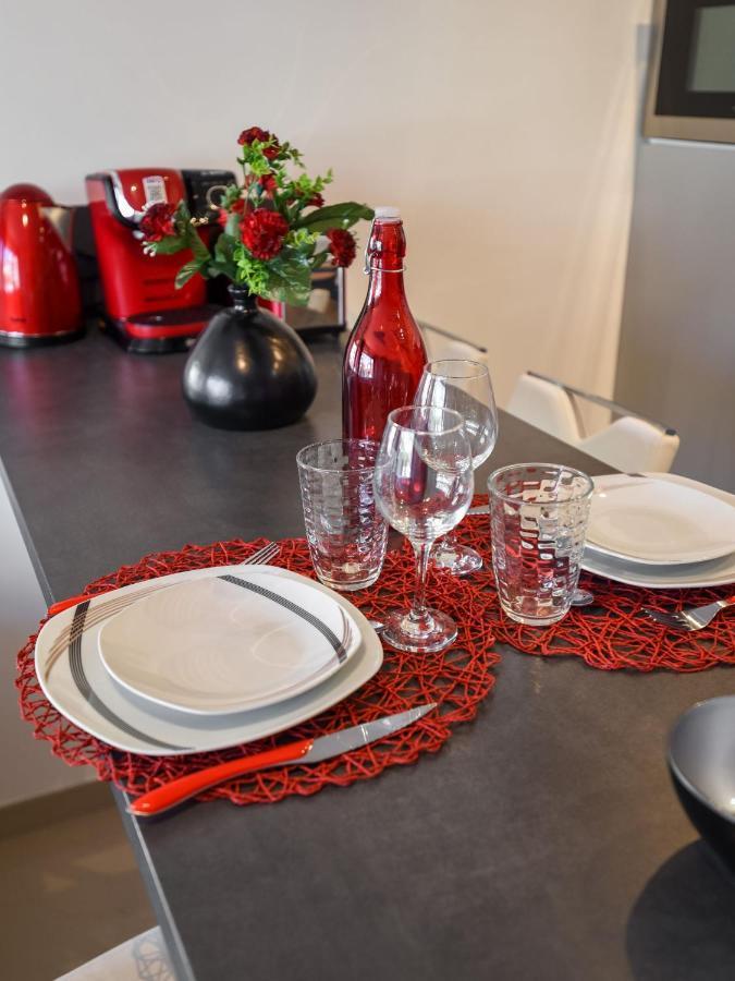 Au Nom De La Rose - Casa Vostra - Caution 800 Eur & Id Requises - Annemasse Lägenhet Exteriör bild